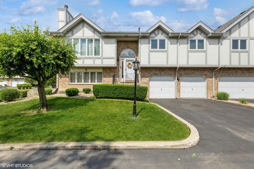6713 181st St, Tinley Park, IL, 60477-4118 | Card Image