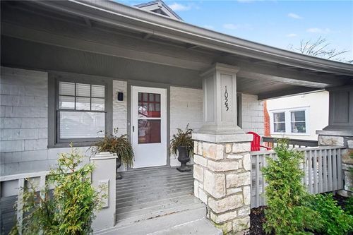 1025 E 76th St, Kansas City, MO, 64131-2009 | Card Image