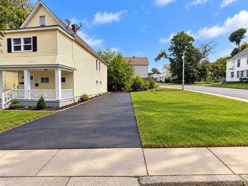 759 Cutler St, Schenectady, NY, 12303-1611 | Card Image