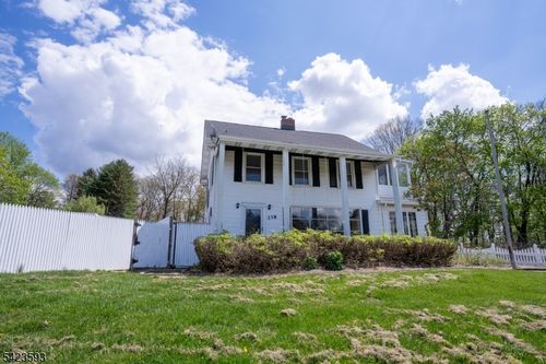 218 State Route 31 S, Washington, NJ, 07882-4061 | Card Image