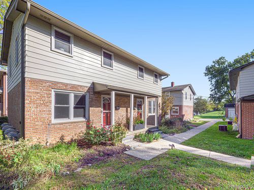 apt-2-421 7th St, Ann Arbor, MI, 48103-4784 | Card Image