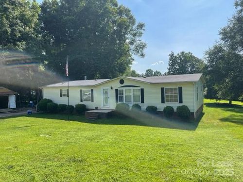 900 Grace Dr, Stanley, NC, 28164-4108 | Card Image