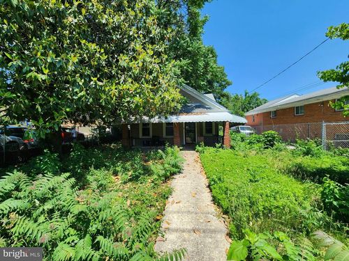 4506 Brooks St Ne, WASHINGTON, DC, 20019-4649 | Card Image