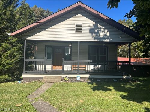 10693 Cadiz Rd, Cambridge, OH, 43725-8748 | Card Image