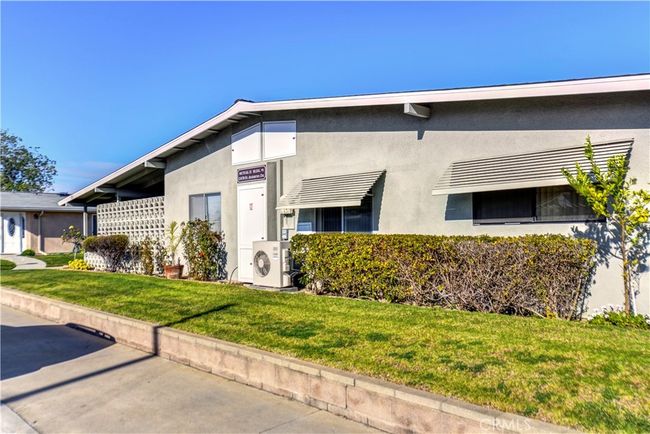 8K - 13470 St. Andrews Drive, Home with 2 bedrooms, 1 bathrooms and 2 parking in Seal Beach CA | Image 16