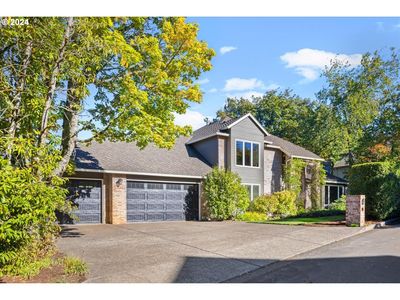 1093 Tyndall Ct, House other with 4 bedrooms, 3 bathrooms and 3 parking in LakeOswego OR | Image 1