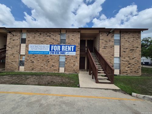 apt-10-300 Moursund Blvd, San Antonio, TX, 78221-3850 | Card Image