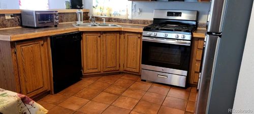 6500 88th Ave, Henderson, CO, 80640-8245 | Card Image