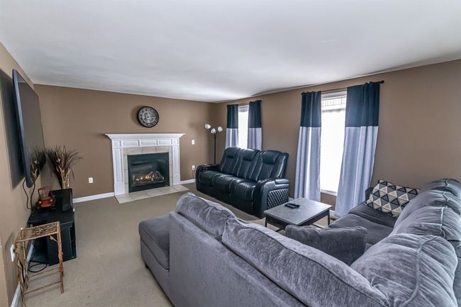 291 Whittington St, House other with 3 bedrooms, 3 bathrooms and null parking in Manchester NH | Image 45