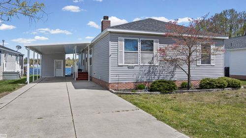 6218 Square Lake Dr, Kimball, MI, 48074-1375 | Card Image