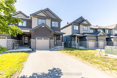 18 Rookie Cres, Ottawa, ON, K2V0R9 | Card Image