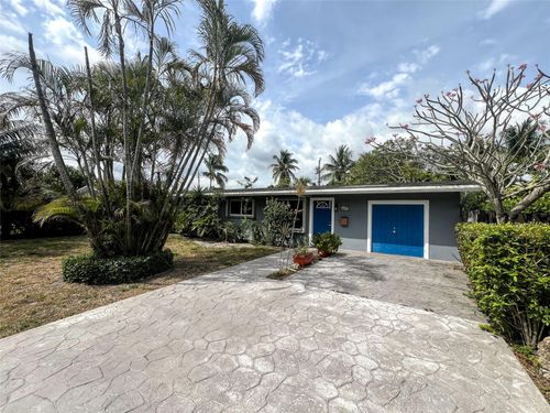 2525 Nw 3rd Ave, Wilton Manors, FL, 33311-3001 | Card Image