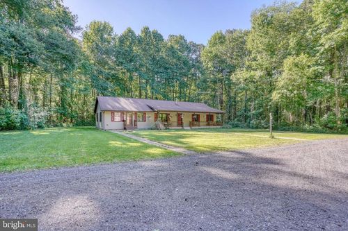 979 Barney Jenkins Rd, FELTON, DE, 19943-5761 | Card Image