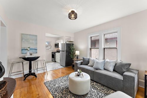 1810 Ross Ave E, Saint Paul, MN, 55119-3432 | Card Image