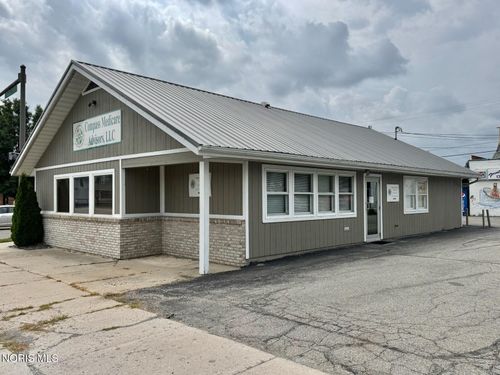 305 N Main St, Bryan, OH, 43506-1321 | Card Image