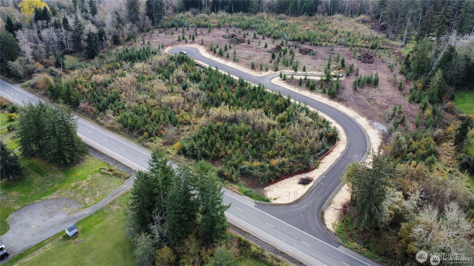 Land in Elma 2