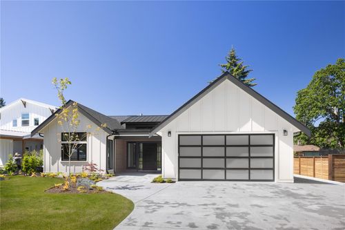 10210 Tsaykum Rd, North Saanich, BC, V8L5T6 | Card Image