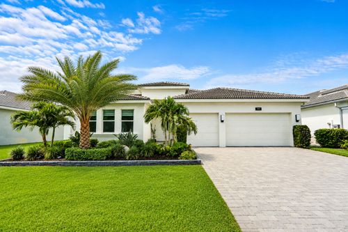 9939 Great Barrier Trl, Boynton Beach, FL, 33473-7143 | Card Image