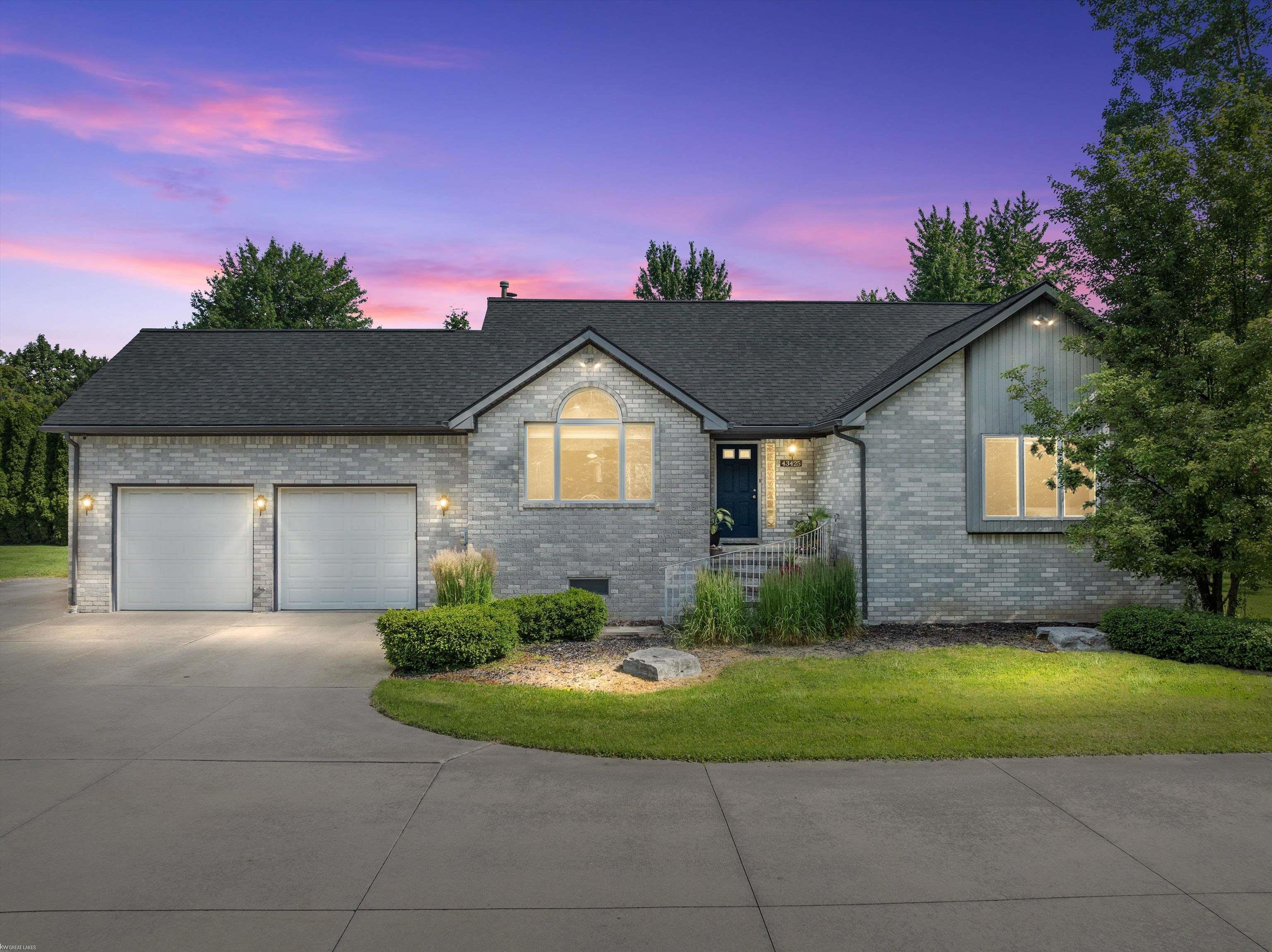 Little Rd, Clinton Township, MI 48036