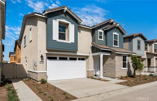 4244 E Flutter Privado, Ontario, CA, 91761-3278 | Card Image