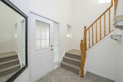 788 Silversmith St, Home with 3 bedrooms, 2 bathrooms and 3 parking in London ON | Image 3