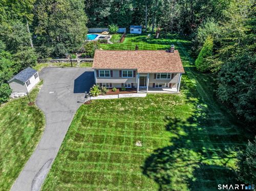 31 Deer Run Rd, Brookfield, CT, 06804-1725 | Card Image