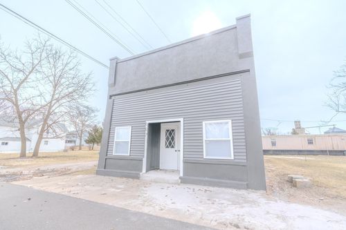 607 E Main Street, Medaryville, IN, 47957 | Card Image