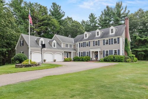 1080 North St, Walpole, MA, 02081-2307 | Card Image