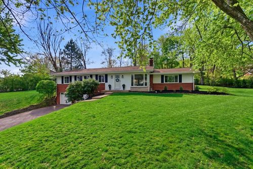 2029 Grosvenor Dr, Coraopolis, PA, 15108-2859 | Card Image