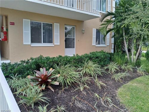 b106-3001 Sandpiper Bay Cir, NAPLES, FL, 34112-5634 | Card Image