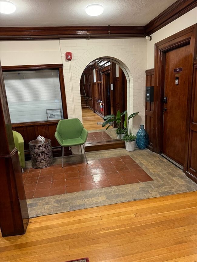 106 - 5 Pleasant St, Home with 0 bedrooms, 2 bathrooms and null parking in Methuen MA | Image 5