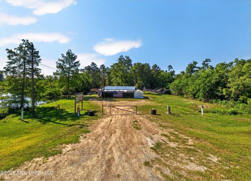 16475 Highway 90, Pearlington, MS, 39572-7500 | Card Image