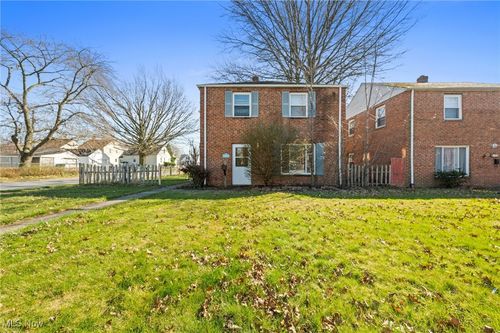 21000 Priday Ave, Euclid, OH, 44123-2623 | Card Image