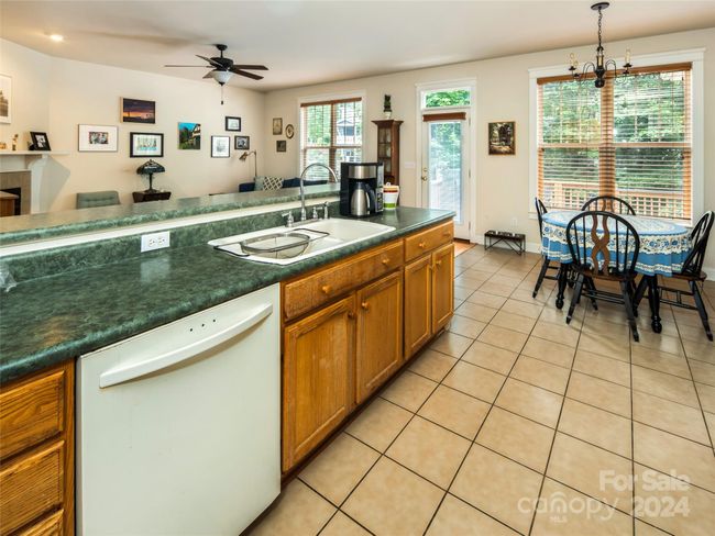 130 Harrop Dun Ct, House other with 3 bedrooms, 3 bathrooms and null parking in Biltmore Lake NC | Image 15