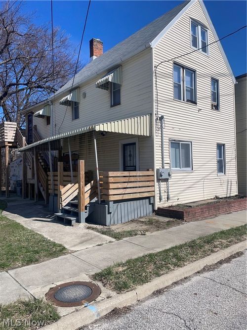 up-12007 Beulah Ave, Cleveland, OH, 44106-1424 | Card Image