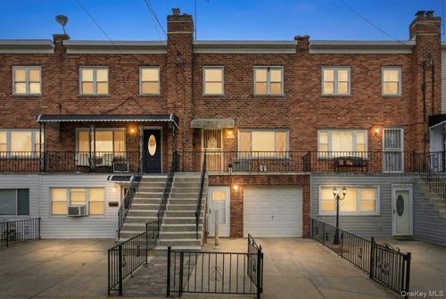 220 Calhoun Ave, Bronx, NY, 10465-3318 | Card Image