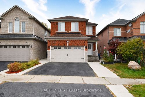 521 Navigator Dr, Mississauga, ON, L5W1P5 | Card Image