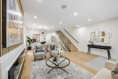 203 Medland St, House attached with 3 bedrooms, 6 bathrooms and 1 parking in Toronto ON | Image 3