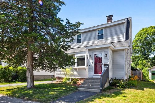 7 Hanson St, Wakefield, MA, 01880-4224 | Card Image