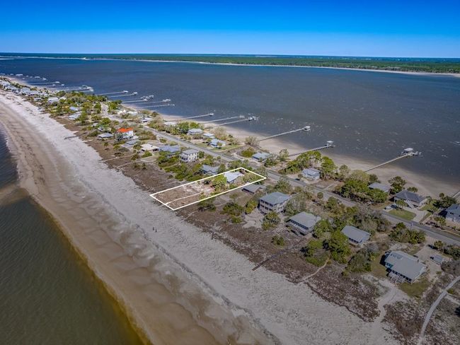 1493 Alligator Dr, House other with 3 bedrooms, 2 bathrooms and null parking in ALLIGATOR POINT FL | Image 11