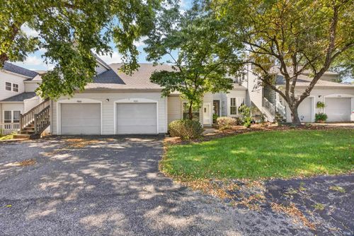 79-9676 S Bay Pointe Dr, Bloomington, IN, 47401-8140 | Card Image