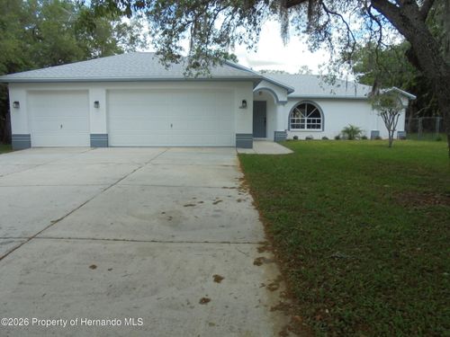 16411 Fiscus Dr, Spring Hill, FL, 34610-2823 | Card Image