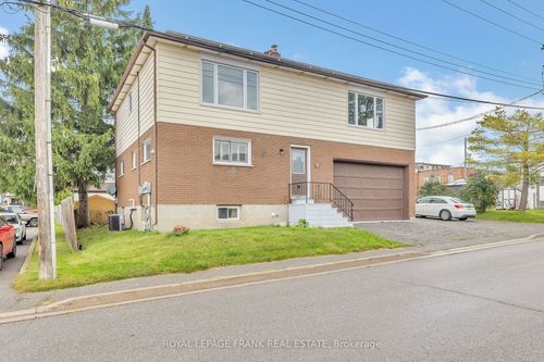 11 Mary St E, Omemee, ON, K0L2W0 | Card Image