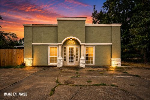 2202 Se 14th St, Bentonville, AR, 72712-6903 | Card Image