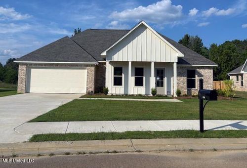 114 Trace Pointe Pl, Clinton, MS, 39056-2101 | Card Image