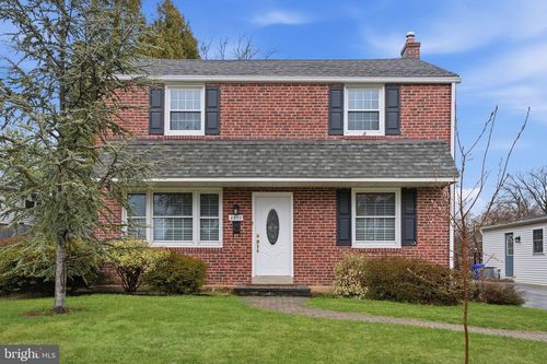 2609 Ashwood Dr, HAVERTOWN, PA, 19083-1318 | Card Image
