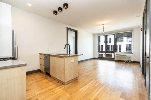 apt-302-424 Arlington Ave, Jersey City, NJ, 07304-4416 | Card Image