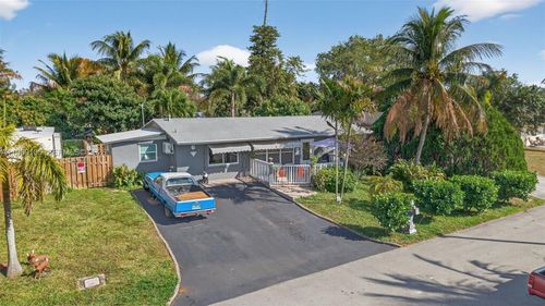 4280 Ne 11th Ter, Pompano Beach, FL, 33064-5983 | Card Image