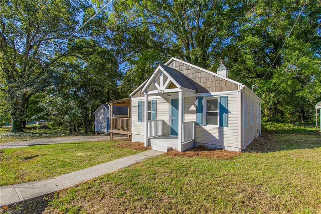 Adams St, Eden, NC 27288