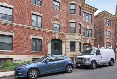 6-19 Royal St, Boston, MA, 02134-1552 | Card Image